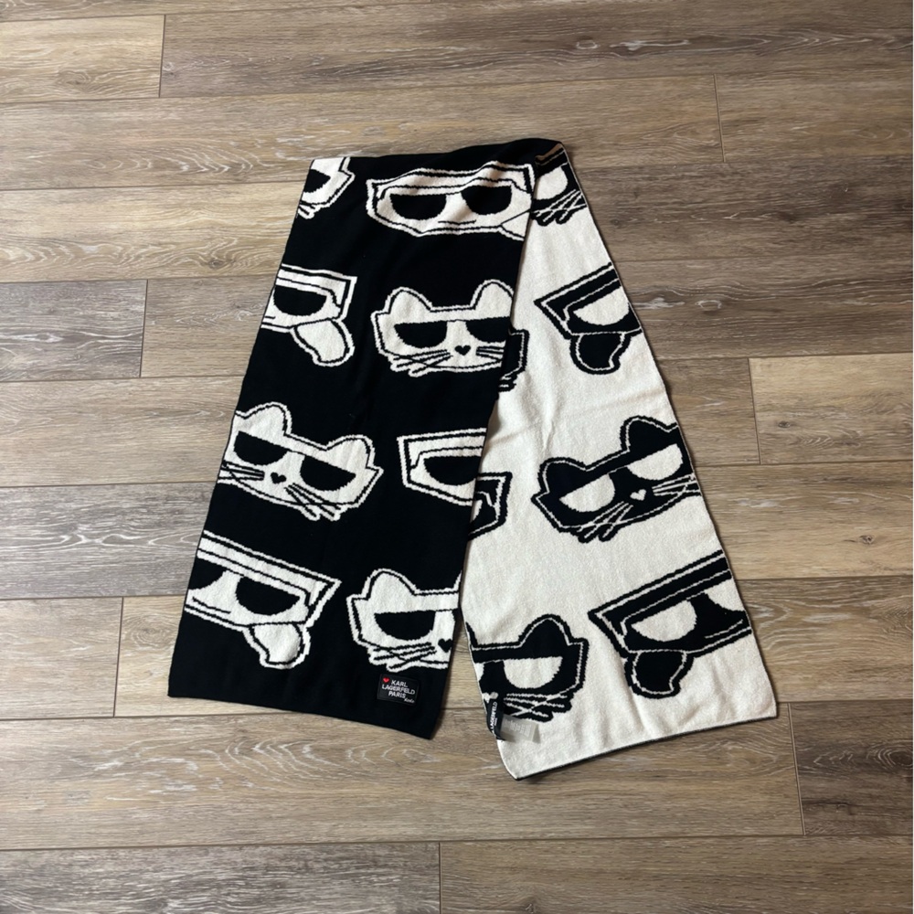 Karl Lagerfeld Scarf Black White Reversible Karl Kitty Print Cat Wrap Whimsical